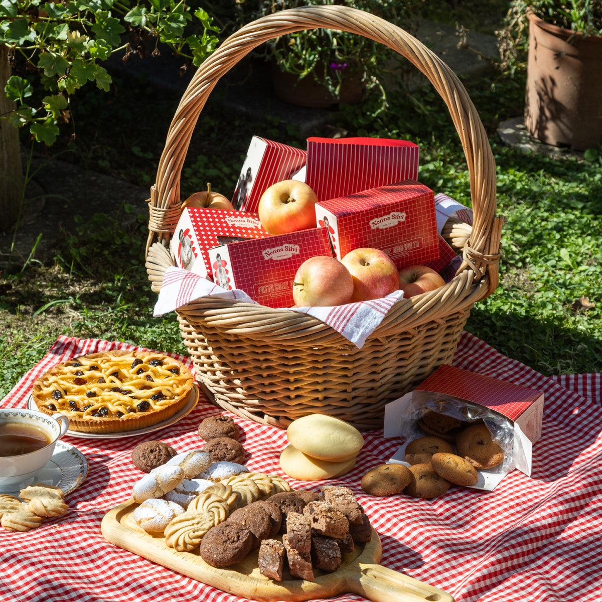 Box Assaggi d'Autunno in un cestino da picnic