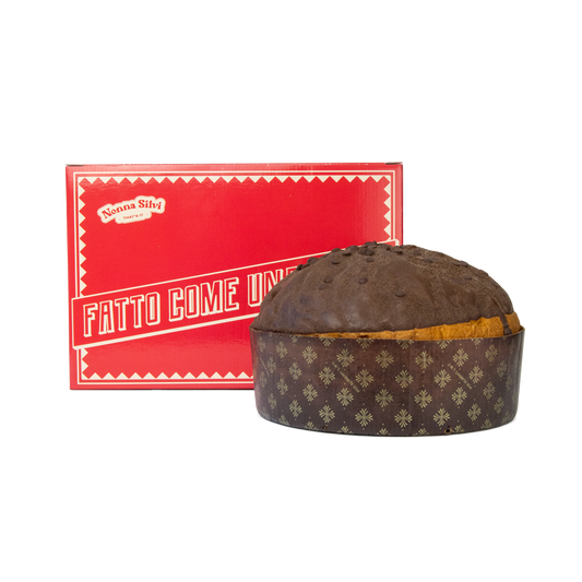 Panettone pere e cioccolato 1 kg di Nonna Silvi con il suo baule regalo